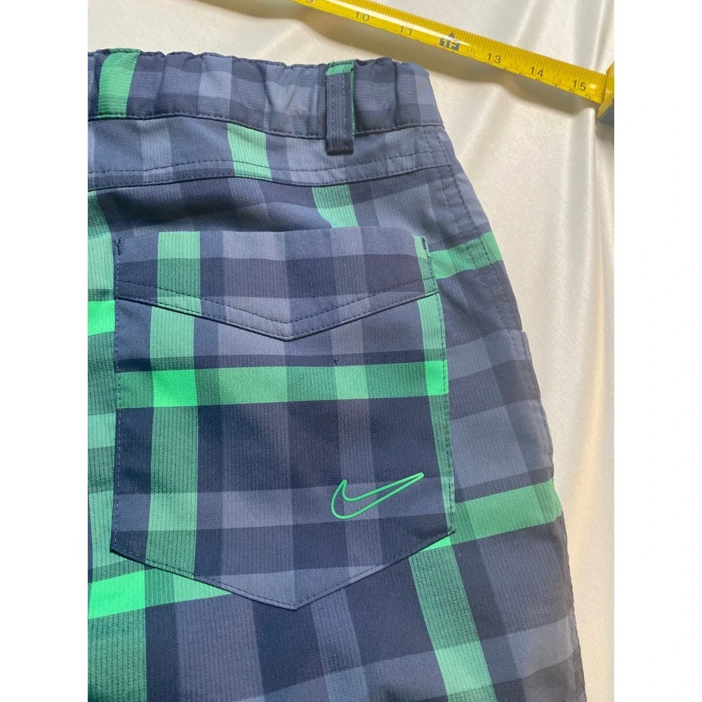 Nike Golf Kids Dri-FIT Plaid Shorts Green Navy Blue Size Large 452603-419